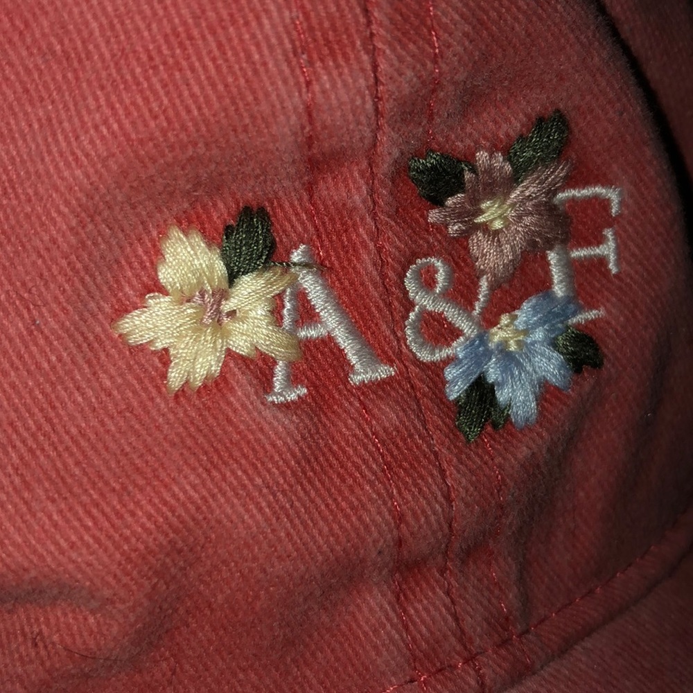 Abercrombie & Fitch pink cap